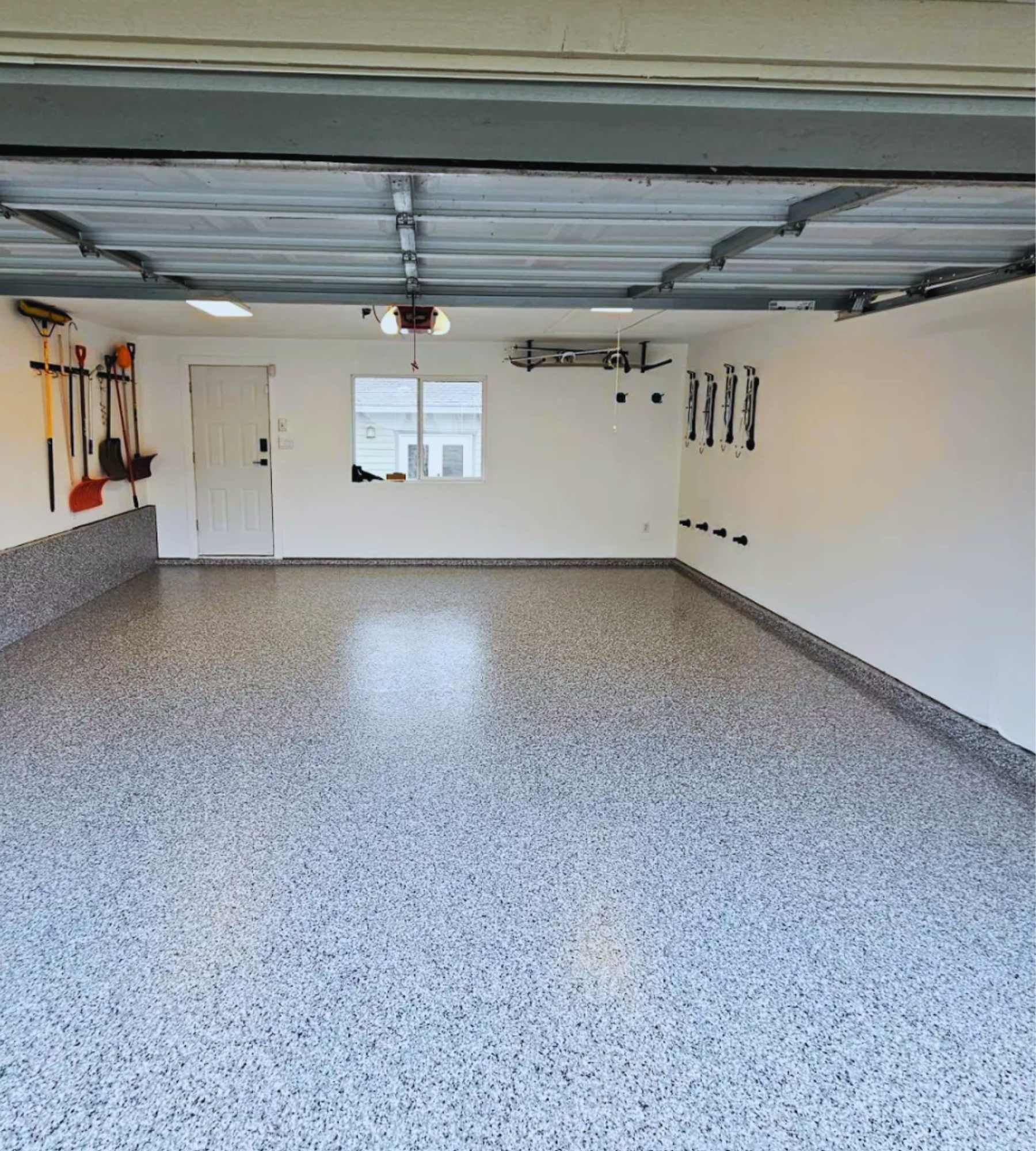 Residential epoxy garage floor